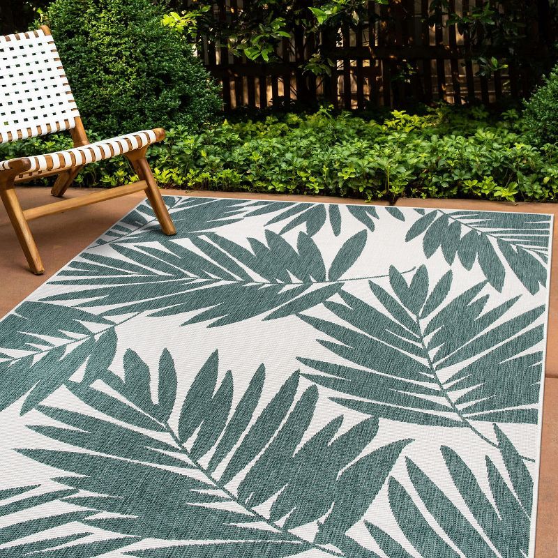 World Rug Gallery Contemporary Floral Leaves Nature Inspired Reversible Indoor/Outdoor Area Rug, 2 of 11