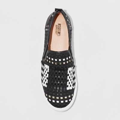 mossimo slip on sneakers