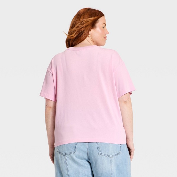 Playera de Cuello Redondo Vintage de Jersey para Mujer - Universal Thread™ Rosa 2