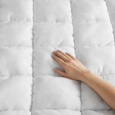 Twin White Down Alternative Mattress Pad with 3D Puff Stitching