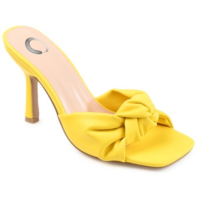 Journee Women's Diorra Sandals