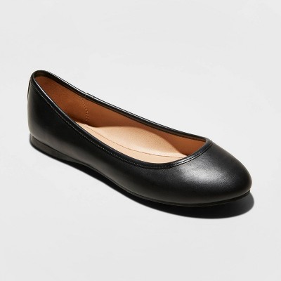 Women's Everly Faux Leather Round Toe 