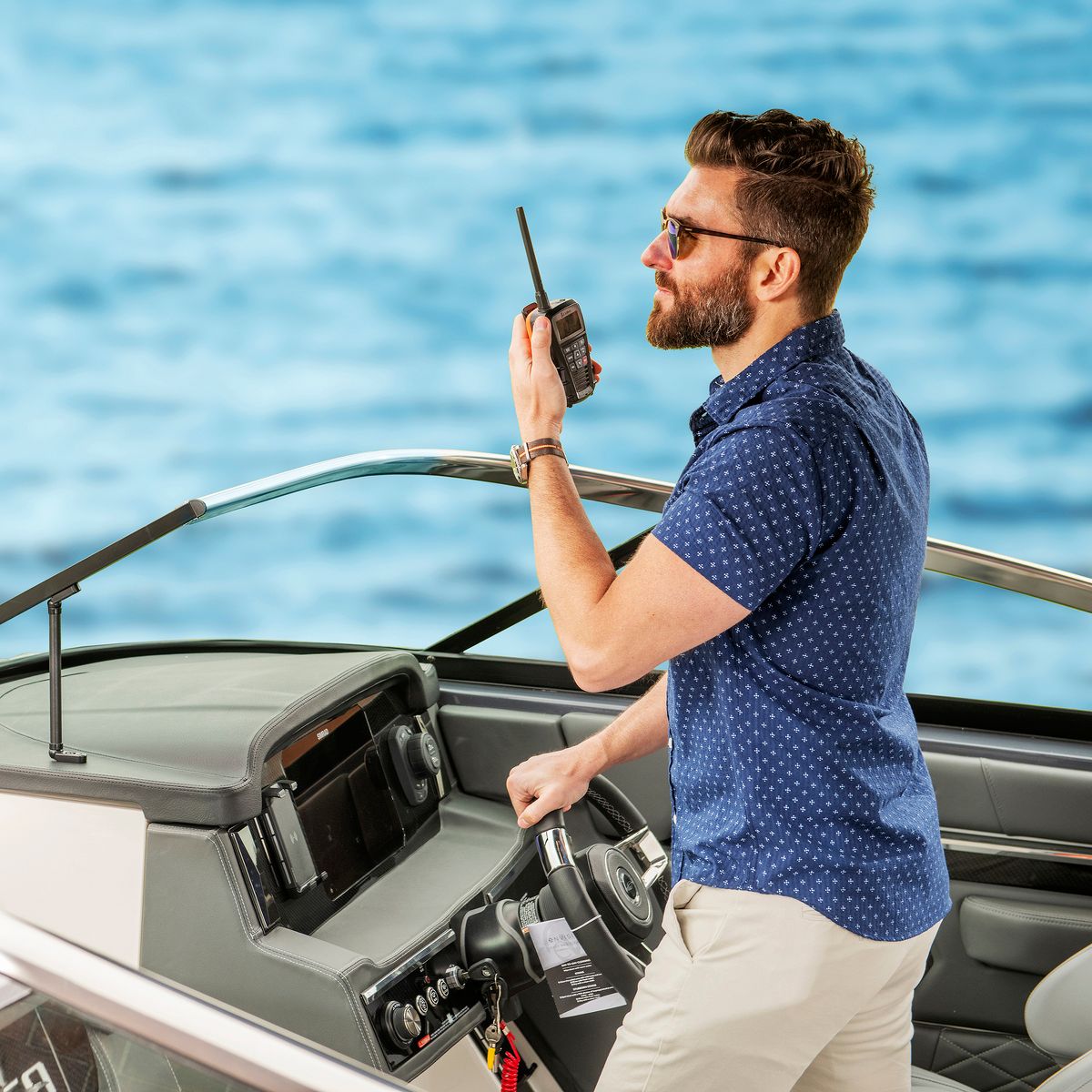 Cobra® BlueBound 150 Selectable 3-Watt Floating Handheld VHF Marine Radio, USA/Canadian/International Channels, Waterproof, NOAA®, Large LCD Scre... - thumbnail 2