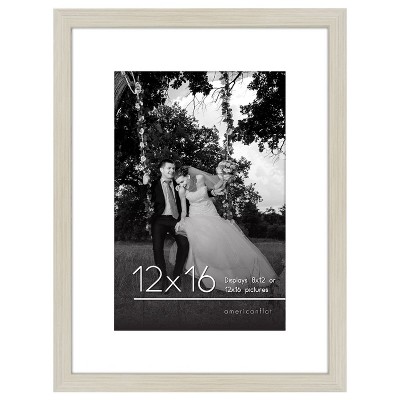Americanflat Picture Frame with shatter-resistant glass - Available in a variety of sizes and styles
