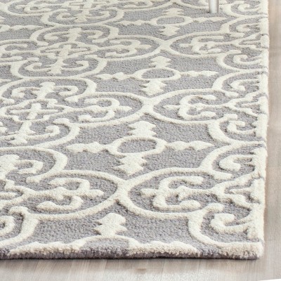 Silver and Ivory Hand-Tufted Wool Area Rug, 30" x 18"