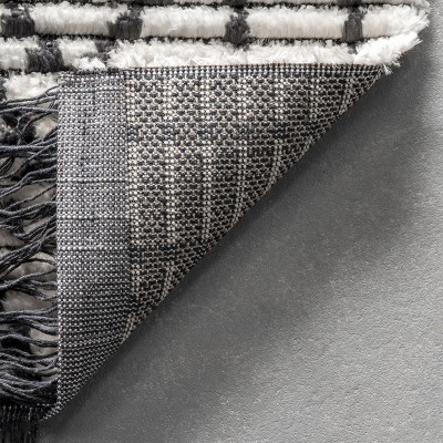 Luxurious Beige Synthetic Shag 8' x 10' Area Rug with Modern Diamond Fringe