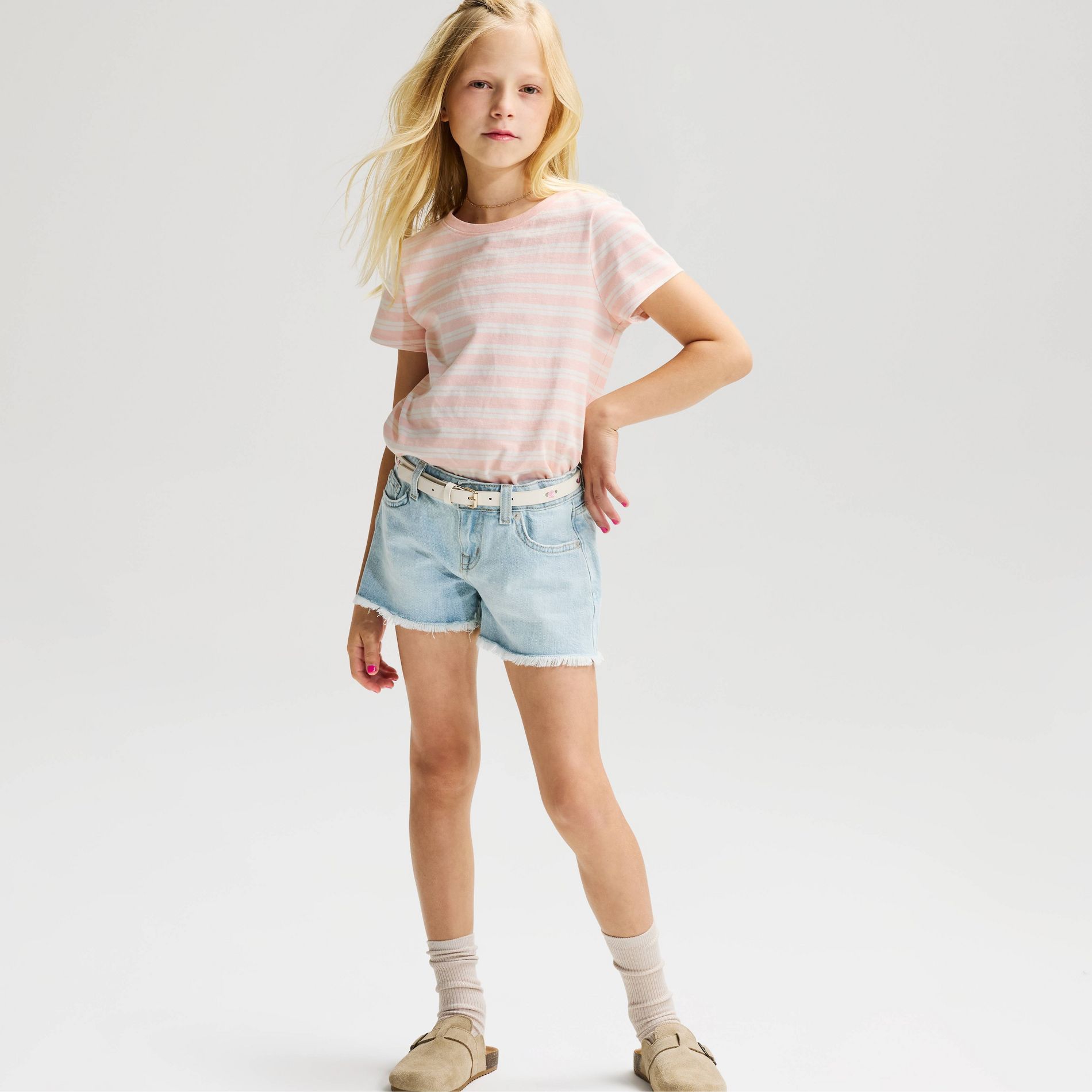Girls' Mid-Rise Cutoff Jean Shorts - Cat & Jack™ Light Wash L