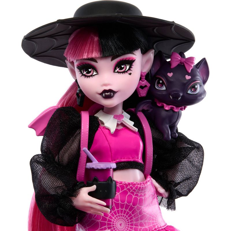 Monster High Draculaura Fashion Doll with Pet Count Fabulous and Accessories, 3 of 7