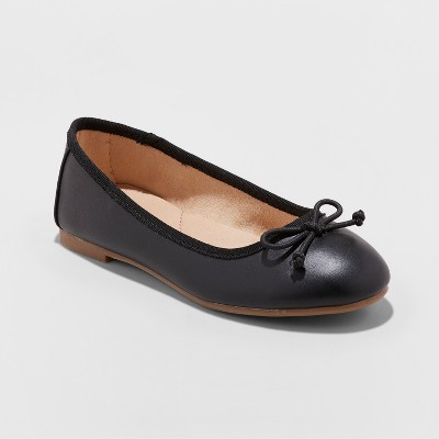 girls slip on shoes black