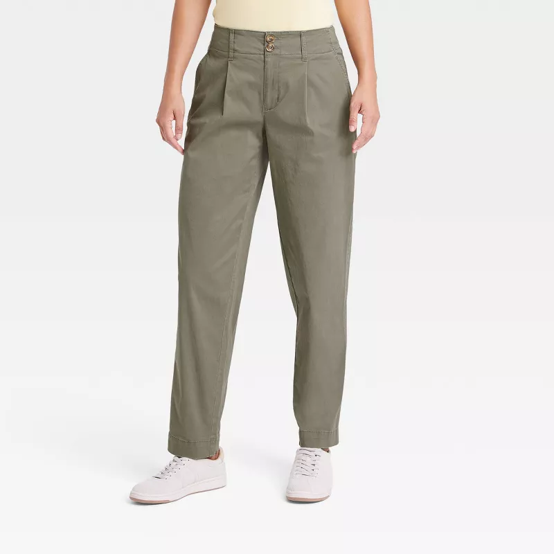 Women's High-Rise Pleat Front Tapered Chino Nepal
