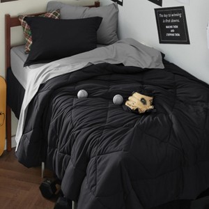 5/7 Pcs Bed in a Bag with Contrast Color Solid Design Bedding Set - 1 of 4