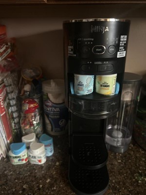 Ninja Thirsti Sparkling & Still Drink System, Personalize Flavor & Size  with Bonus Water Reservoir Black WC1002 - Best Buy
