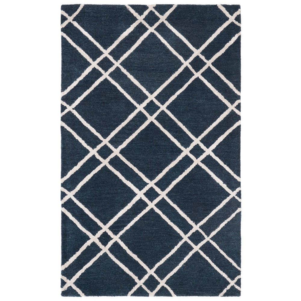 4'x6' Crosshatch Tufted Area Rug Navy/Silver - Safavieh