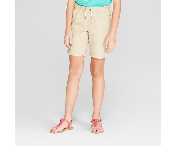 Khaki bermuda 2024 shorts girls