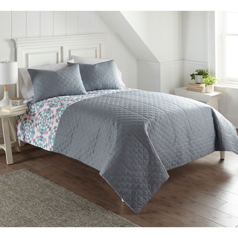 Seersucker 6-in-1 Premium Quilt Set by Shavel Home Products, 4 of 8