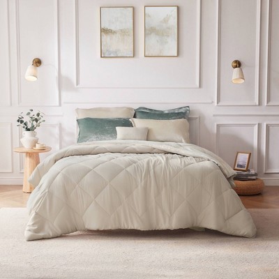 Intelligent Design Alyssa Velvet Quilted Diamond Ultra Soft Comforter Set