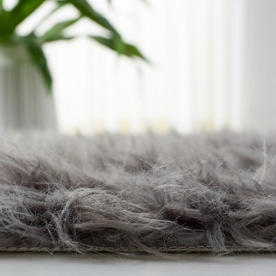 Gray Rectangular Tufted Cotton Sheepskin Fur Rug, 2' x 3'