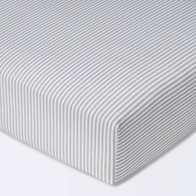 Fitted Crib Sheet Stripe - Cloud Island™ White/Gray