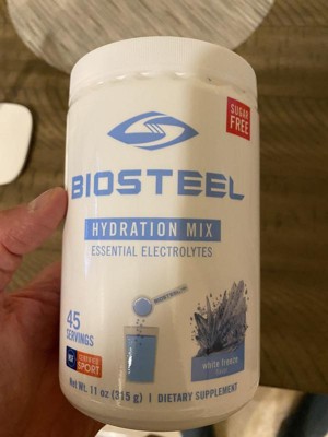  BIOSTEEL Hydration Mix - Sugar Free, Essential Electrolyte  Sports Drink Powder - Mixed Berry - 45 Servings : Health & Household