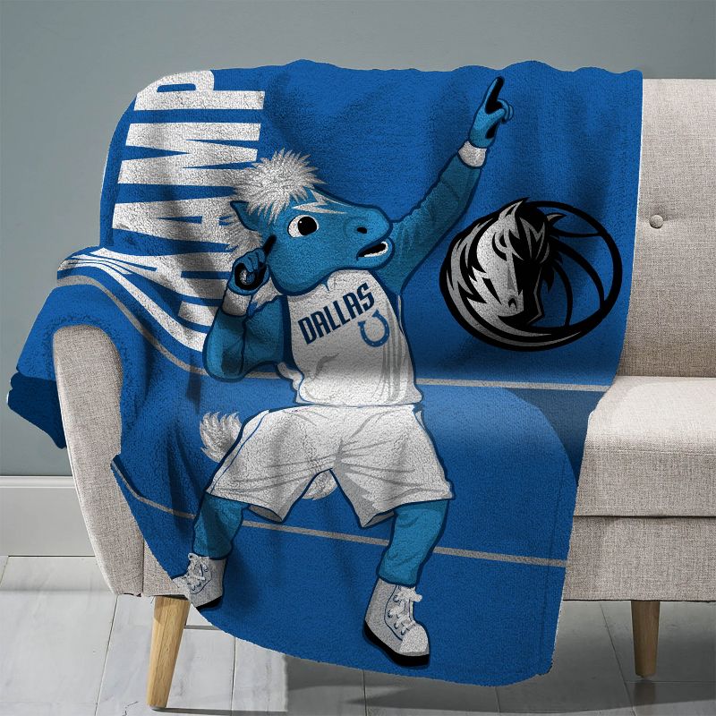 Sleep Squad Dallas Mavericks Champ Mascot 60 x 80 Raschel Plush Blanket, 1 of 6