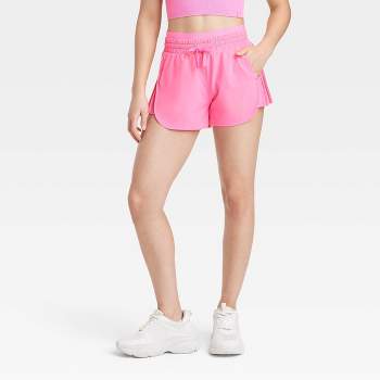 Fit Review Friday and Guest Fit Review! Hotty Hot HR Short 2.5
