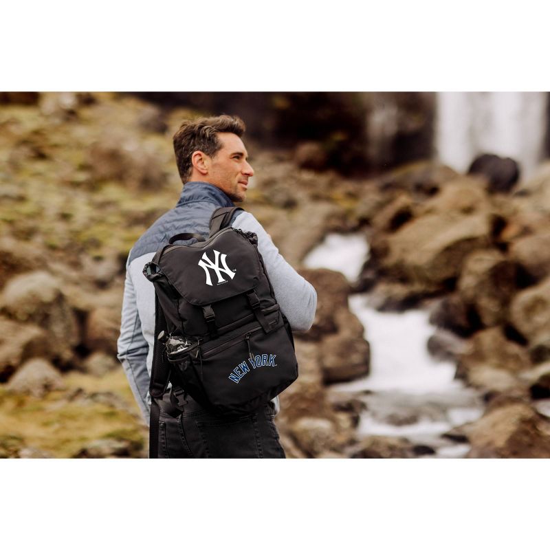MLB New York Yankees Tarana Backpack Soft Cooler - Carbon Black, 3 of 6