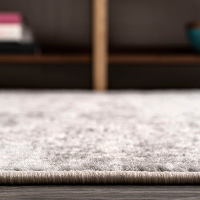 Mediterranean Filigree Medallion Light Gray/Cream Synthetic Area Rug