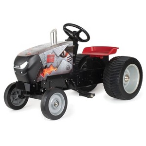 ERTL Case IH Magnum "Monster Mag" Pulling Pedal Tractor with Wide Rear Tires 44411 - 1 of 1