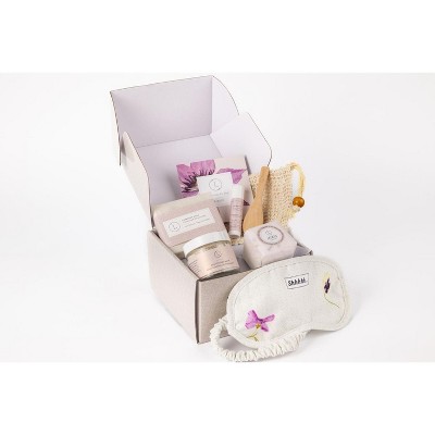 Lizush - Lavender bath and body set, Natural skincare appreciation gift box