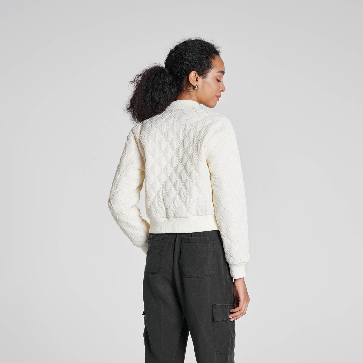 Женская куртка Wild Fable Quilted Bomber, цвет: Кремовый — фото 2