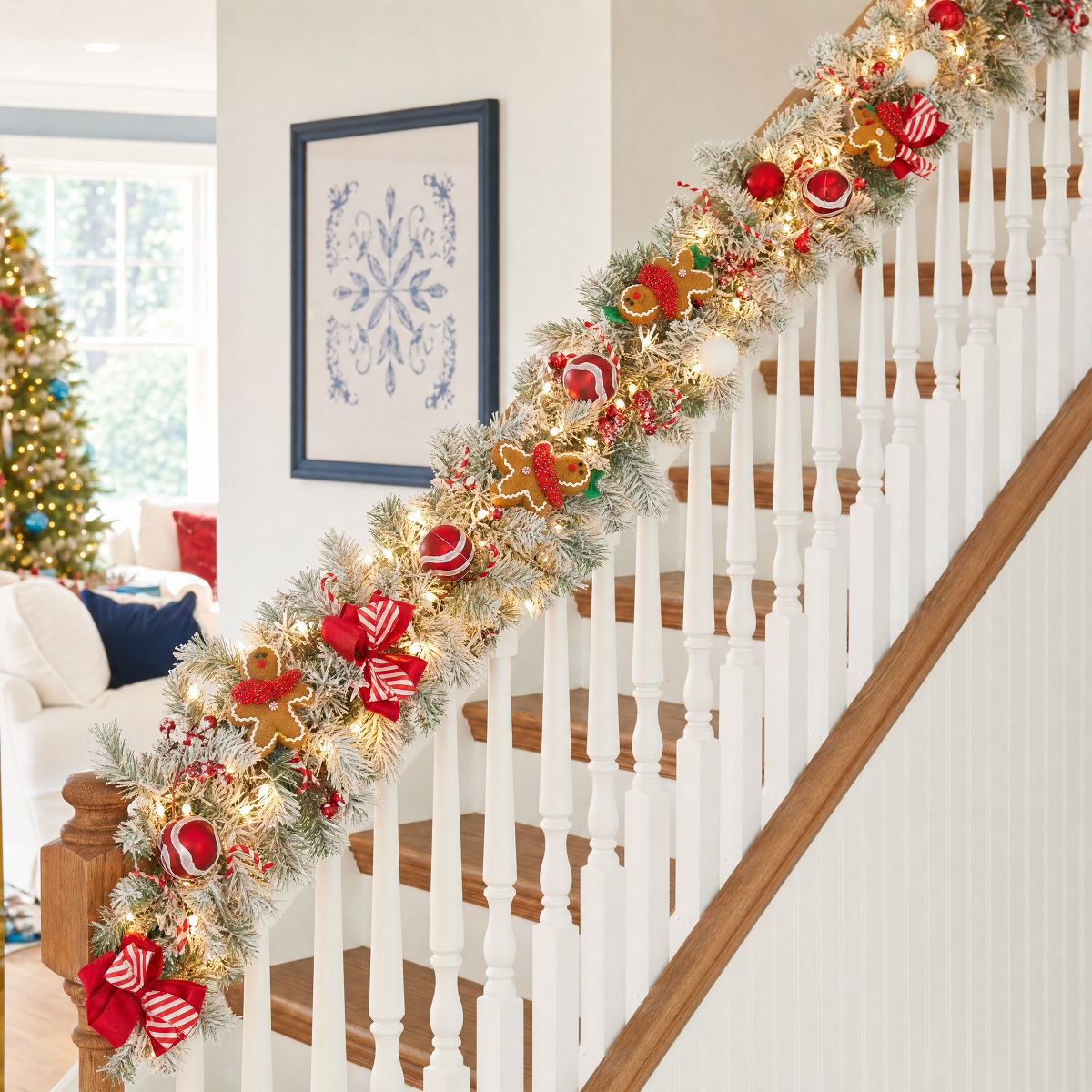 Garvee Christmas Garland with Lights 6ft, Gingerbread Man Ribbon Pre-Lit Garland with 20 LED Lights Timer, PVC Christmas Decor for Home - thumbnail 7