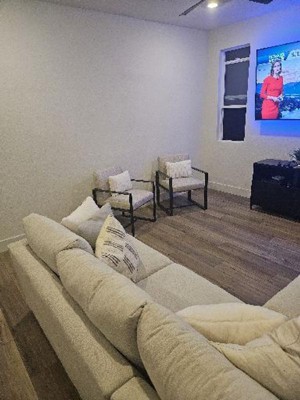 Guest review image 3 of 3, zoom in