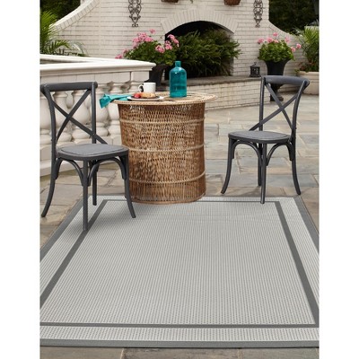 Gray Synthetic Flat Woven Reversible Outdoor Rug 2'2" x 3'1"