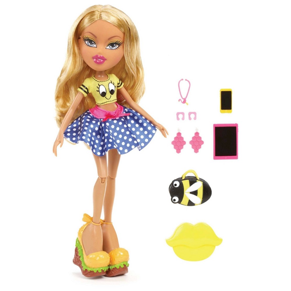 UPC 035051538134 product image for Bratz Hello My Name Is Doll- Raya | upcitemdb.com