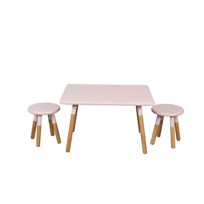 kids table with stools