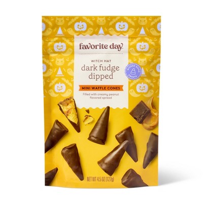 Halloween Witches Hat Peanut Butter Filled Mini Waffle Cones - 4.5oz - Favorite Day™