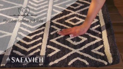 Ivory and Navy Hand-Tufted Wool Area Rug