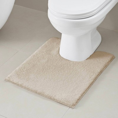 Taupe Microfiber Contour Bath Rug with Quick-Dry Technology