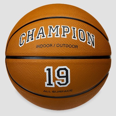 Champion Downtown Basketball 29.5" Classic: Rubber Shell, Butyl Bladder