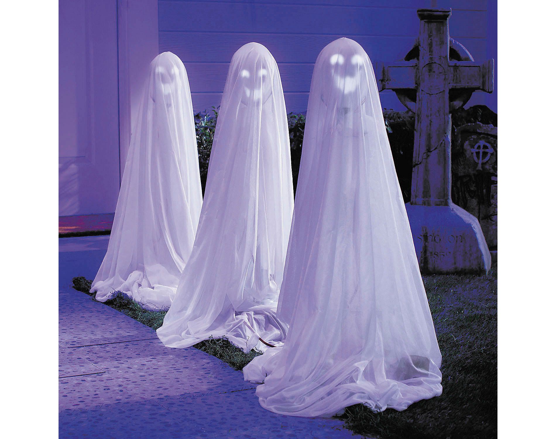 ATC Halloween White Ghosts Talking Light-Up Set of 3 - White