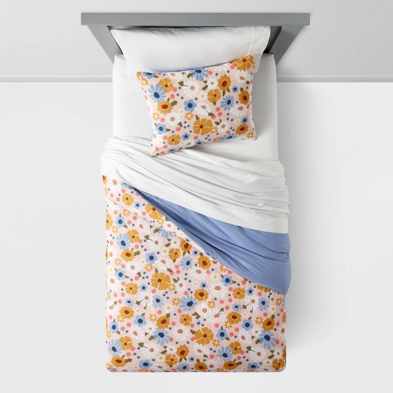 Vintage Floral Print Kids' Comforter Set - Pillowfort™, 3 of 9