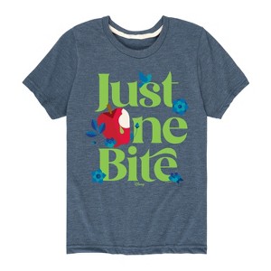 Boys' - Snow White - Just One Bite Short Sleeve Graphic T-Shirt - 1 of 4
