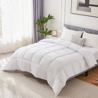 DOMETOUR Four Season Universal Down Comforter- Soft and Fluffy Bedding, Lightweight and Luxurious Down Comforter
