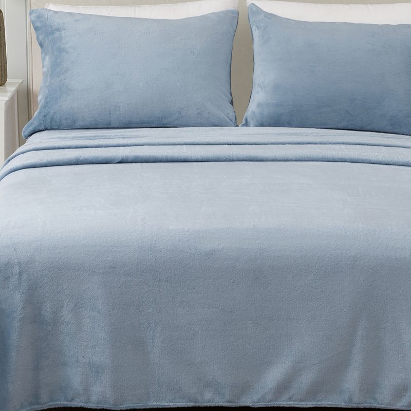 Great Bay Home Solid Velvet Plush Warm and Cozy Fleece Sheet Set, 1 of 8