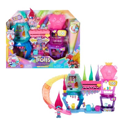  ​Polly Pocket & DreamWorks Trolls Compact Playset with Poppy &  Branch Dolls & 13 Accessories, Collectible Toy Inspired by Trolls Band  Together : Toys & Games