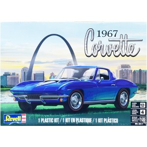 Level 4 Model Kit 1967 Chevrolet Corvette Sport Coupe 1/25 Scale Model by Revell - 1 of 4