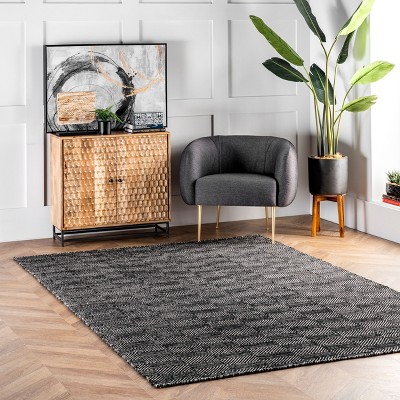 Handmade Black Geometric Wool 6' x 9' Area Rug