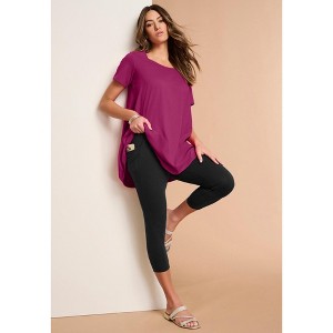 Roaman's Side-Pocket Essential Capri Legging - 1 of 4