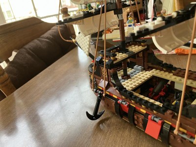 Bateau Lego Pirate L'Implacable - Taverne du Pirate