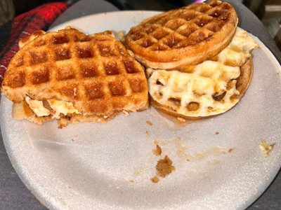 Guest review image 1 of 2, zoom in